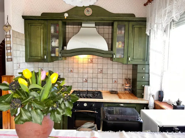 Eladó ház Szada 158 nm