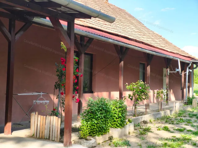 Eladó telek Őrbottyán 105 nm