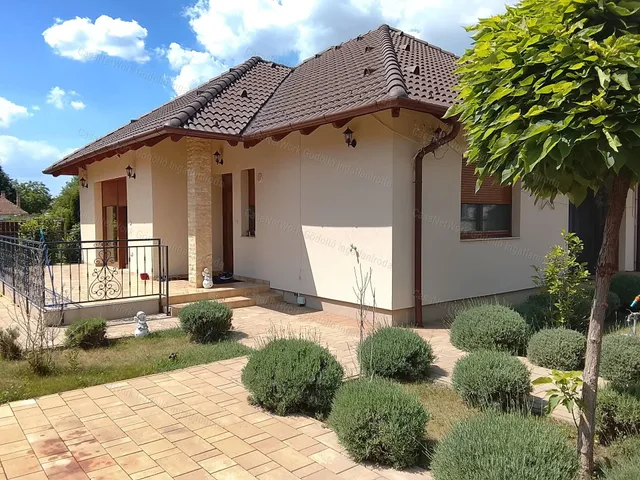 Eladó ház Gödöllő 159 nm