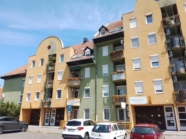 Eladó lakás Gödöllő 62 nm