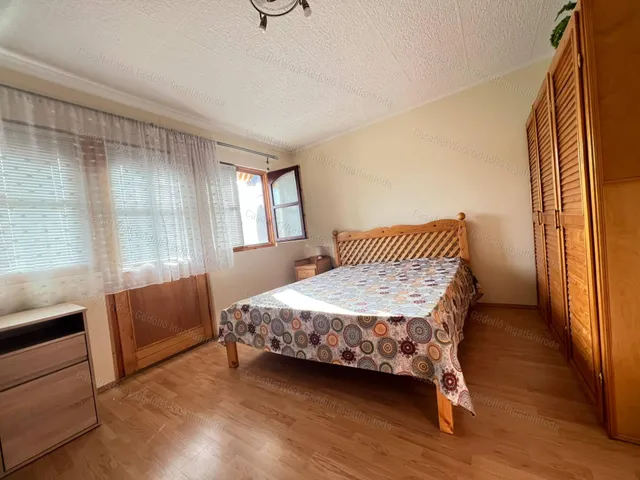 Eladó ház Gödöllő 140 nm