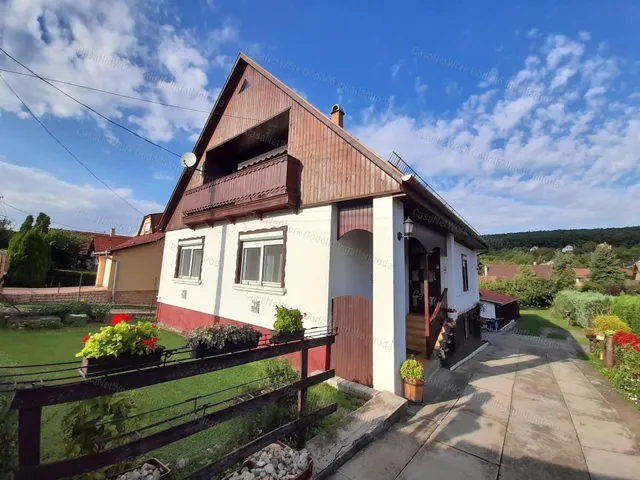 Eladó ház Gödöllő 179 nm
