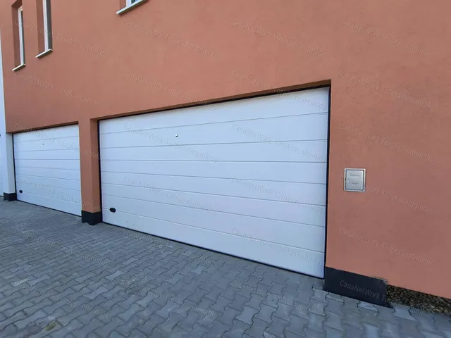 Eladó garázs Törökszentmiklós 25 nm