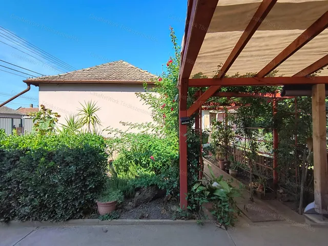 Eladó ház Törökszentmiklós 103 nm