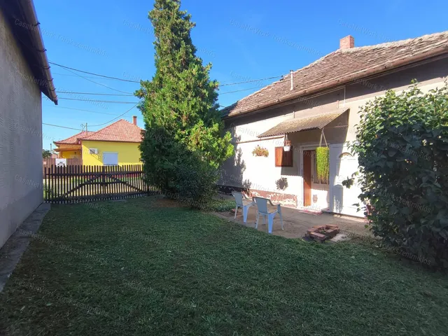 Eladó ház Törökszentmiklós 69 nm