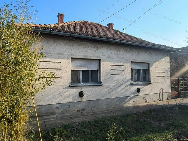 Eladó ház Fegyvernek 52 nm