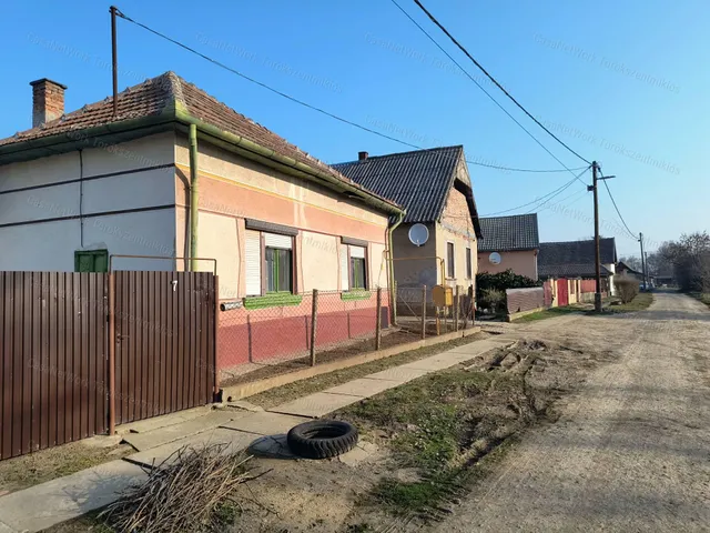 Eladó ház Tiszapüspöki 59 nm