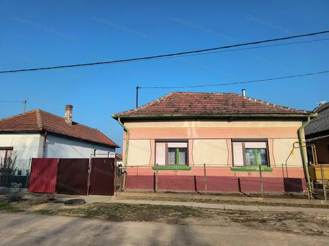 Eladó ház Tiszapüspöki 59 nm