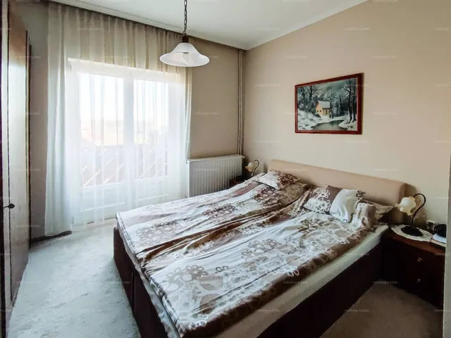 Eladó lakás Paks 384 nm