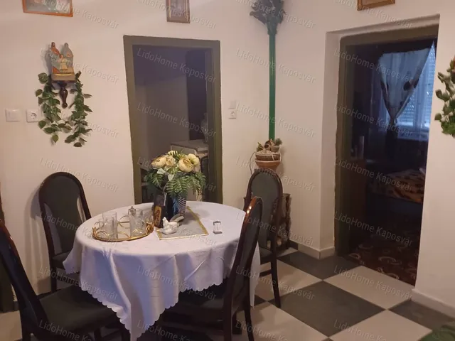 Eladó ház Kaposvár, Ivánfahegy 162 nm