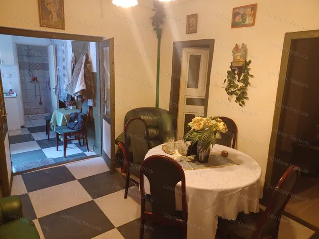 Eladó ház Kaposvár, Ivánfahegy 162 nm