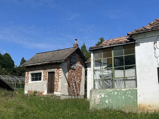 Eladó ház Surd 71 nm