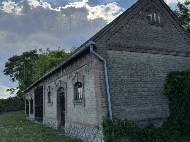 Eladó ház Gölle 180 nm