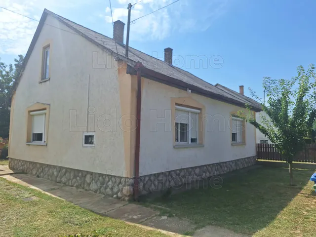 Eladó ház Dombóvár 85 nm