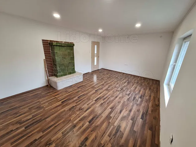 Eladó ház Gamás 90 nm
