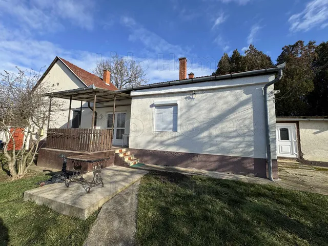 Eladó ház Kaposvár, Kisgát 79 nm