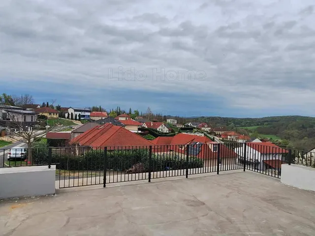Eladó ház Kaposvár 384 nm