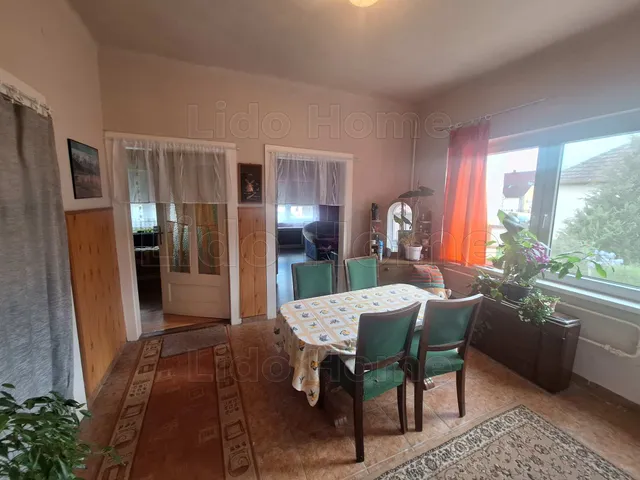Eladó ház Kaposvár 120 nm