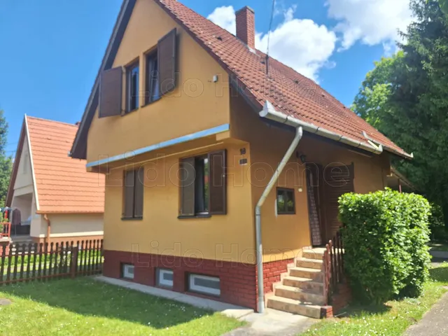 Eladó üdülő és hétvégi ház Dombóvár, Gunarasfürdő 160 nm