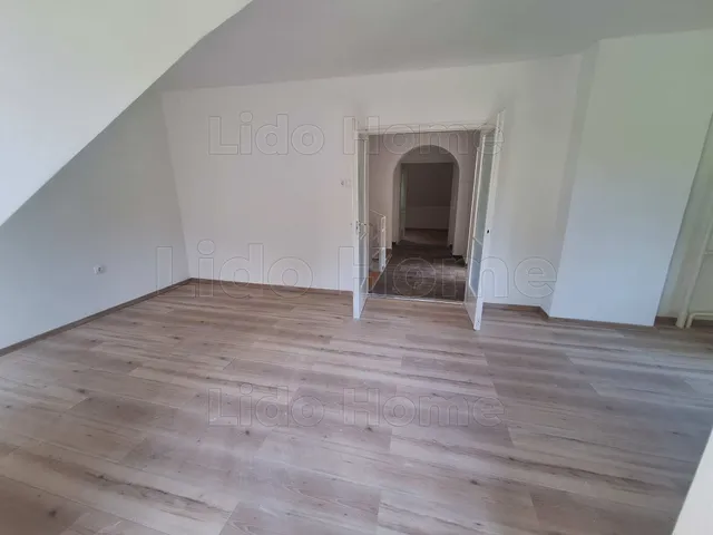 Eladó ház Kaposvár 200 nm