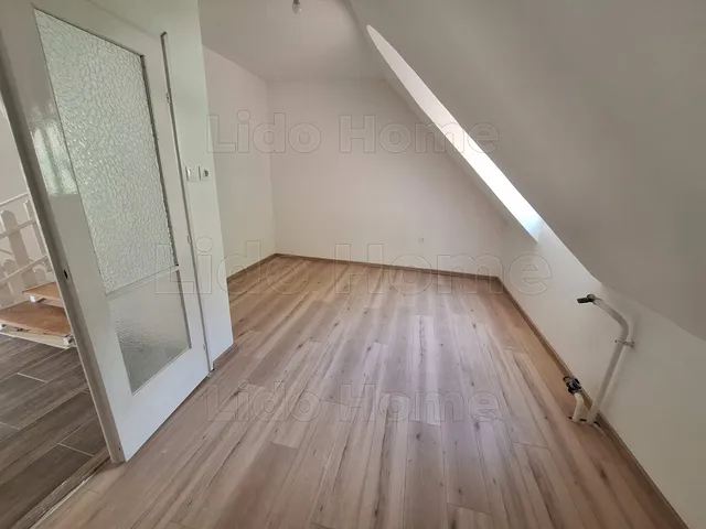 Eladó ház Kaposvár 200 nm