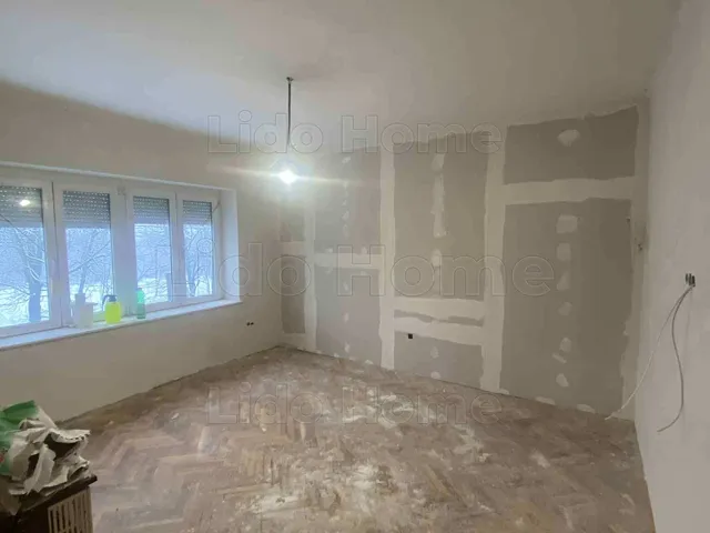 Eladó ház Kaposvár, Ivánfahegy 66 nm