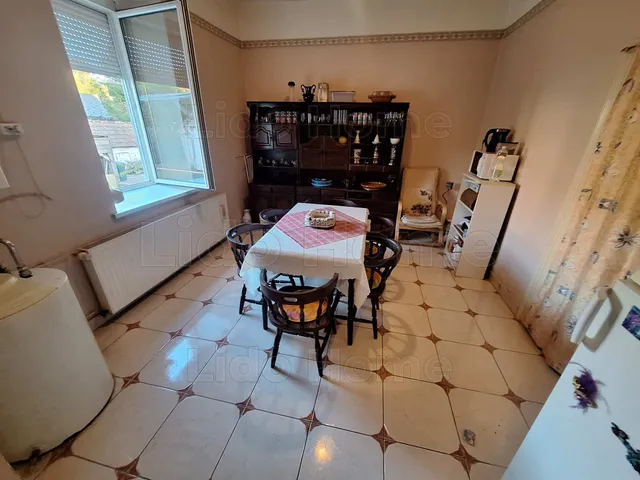 Eladó ház Felsőmocsolád 180 nm