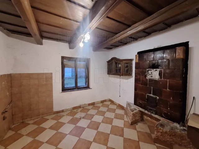 Eladó ház Kisbajom 57 nm