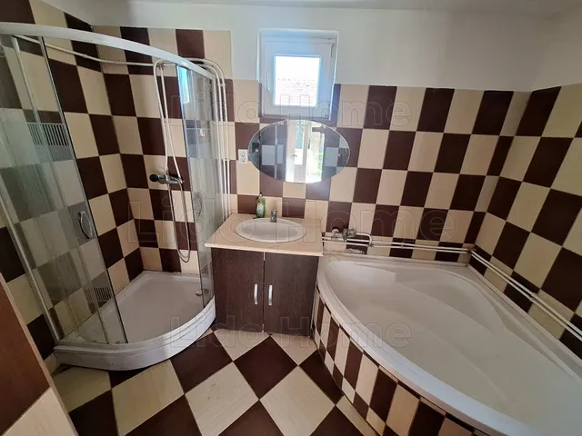 Eladó ház Kisbajom 57 nm