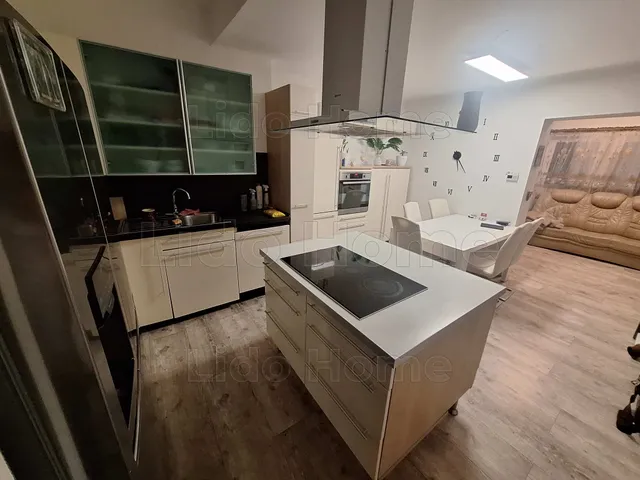 Eladó ház Igal 150 nm