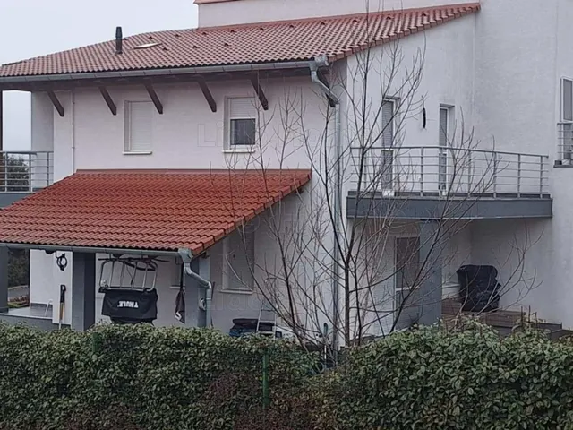 Eladó ház Kaposvár, Rómahegy 109 nm