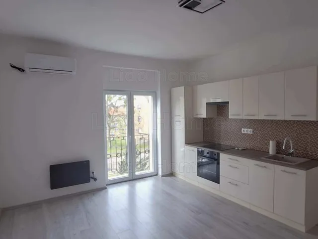 Eladó lakás Kömlő 52 nm