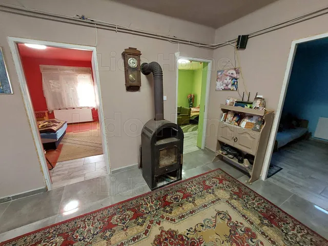 Eladó ház Csököly 181 nm