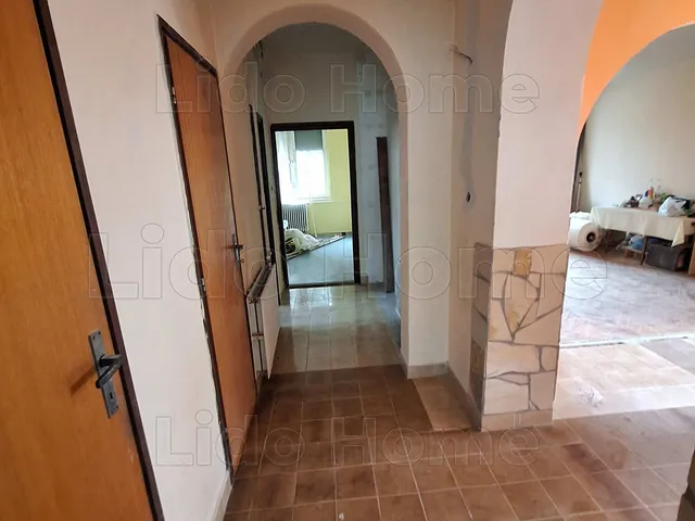 Eladó ház Kaposvár, Cser 170 nm