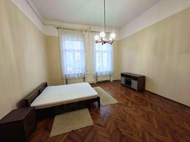 Eladó lakás Kaposvár, Belváros 129 nm