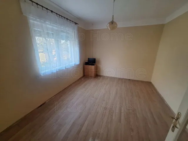 Eladó ház Baté 90 nm