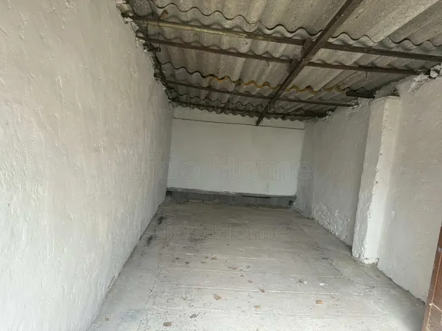 Eladó garázs Kaposvár, Belváros 15 nm