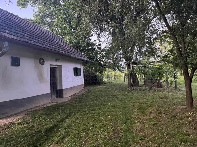 Eladó üdülő és hétvégi ház Kaposvár, Kaposfüred 30 nm