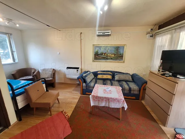 Eladó ház Igal 50 nm