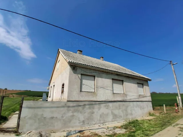 Eladó ház Gadács 100 nm