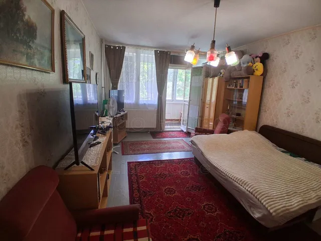 Eladó lakás Kaposvár, Kinizsi-lakótelep 57 nm
