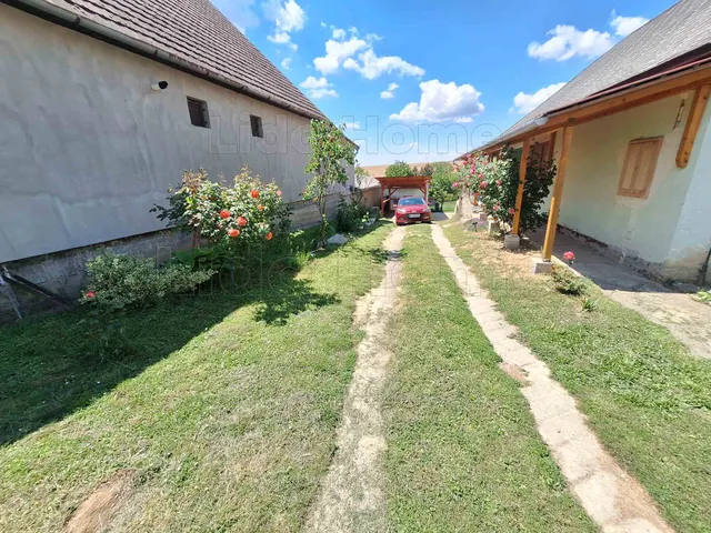Eladó ház Igal 110 nm