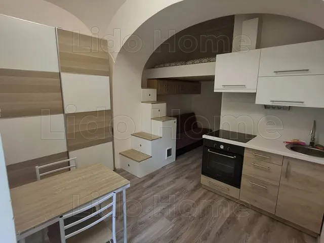 Eladó lakás Kaposvár, Toponár 18 nm