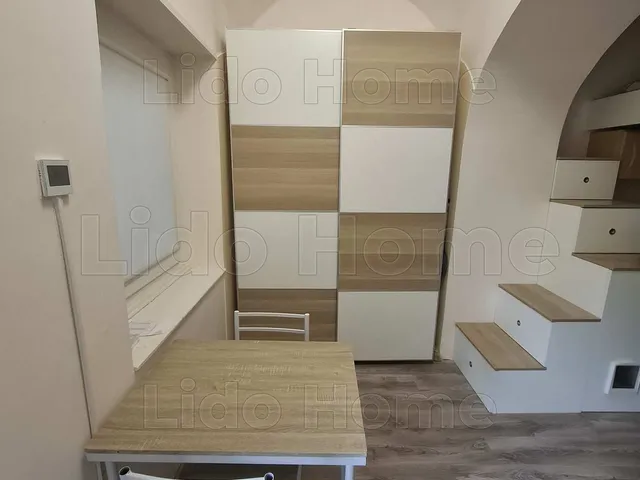 Eladó lakás Kaposvár, Toponár 18 nm