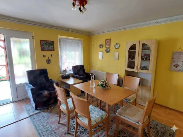 Eladó nyaraló Dombóvár, Gunarasfürdő 68 nm