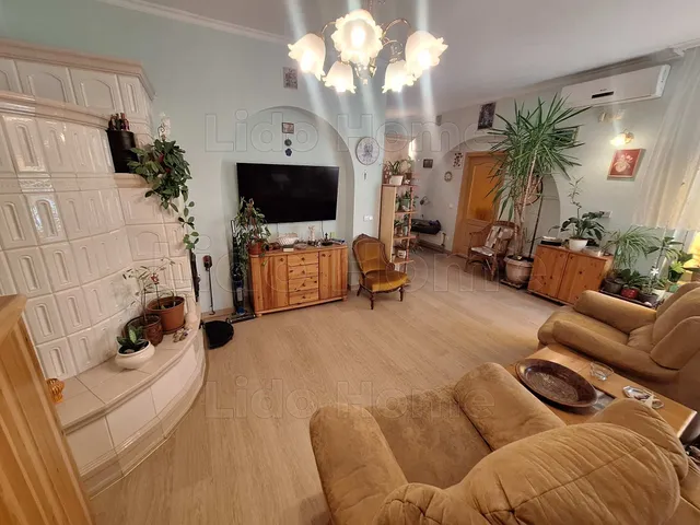 Eladó ház Kaposvár, Donner 184 nm