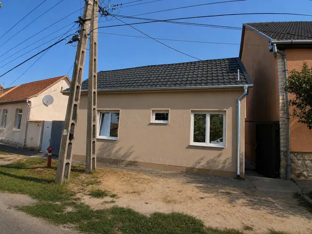 Eladó ház Kaposvár, Donner 90 nm