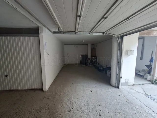 Eladó garázs Kaposvár, Belváros 19 nm