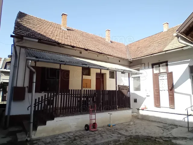 Eladó ház Kaposvár, Belváros 180 nm