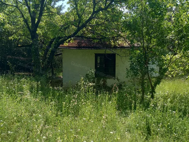 Eladó telek Balatonakarattya 1446 nm